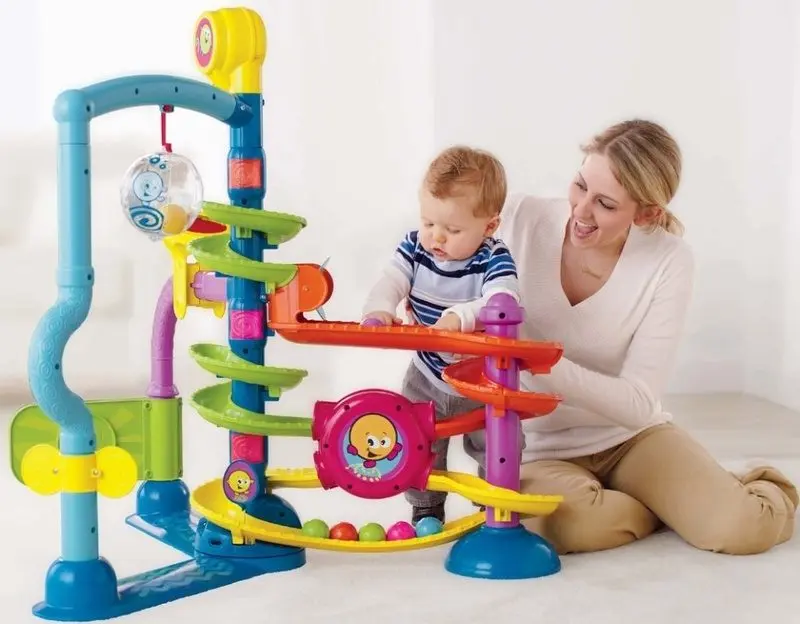 Плюсы и минусы развивающих игрушек для детей до 1 года